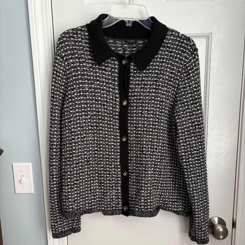 Talbots perfect black + white cardigan, Size L.